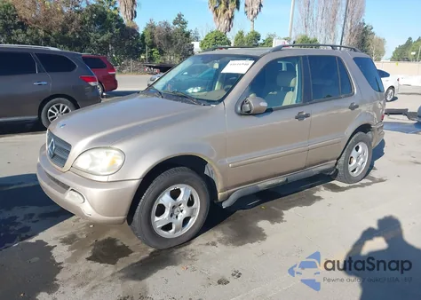 2002 Mercedes-Benz Ml 320 z USA, uszkodzony, nr VIN 4JGAB54E42A318066